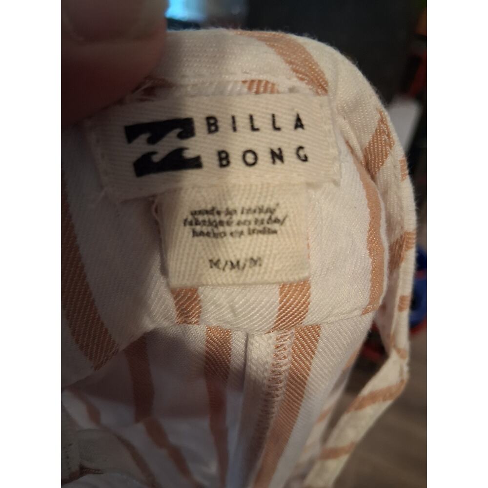 Billabong Women’s Wild Pursuit Cotton-Blend Shortall Sz. Med NWT - Picture 3 of 5